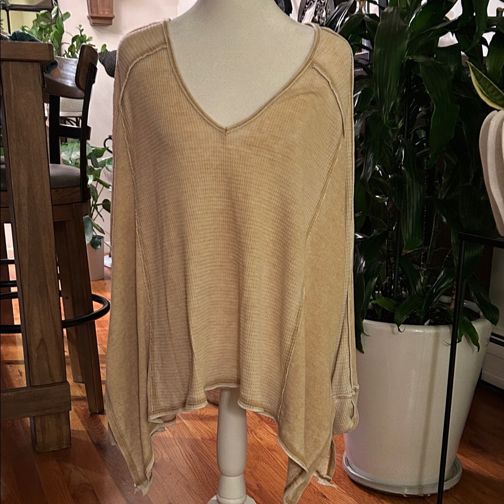 Free People Beige V-Neck Long Sleeve Top